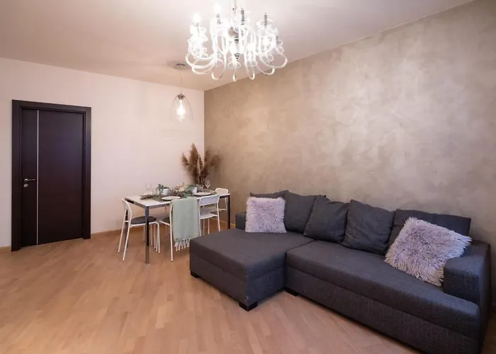 Old Two Bedroom With 2 Bathrooms Riga