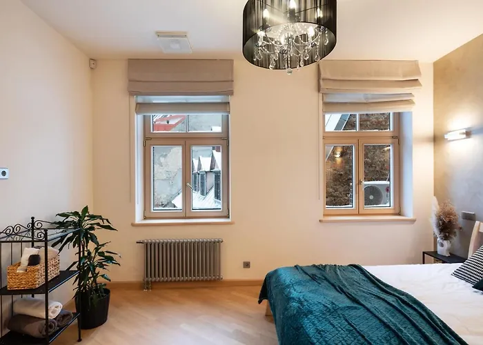 Old Two Bedroom With 2 Bathrooms Ryga