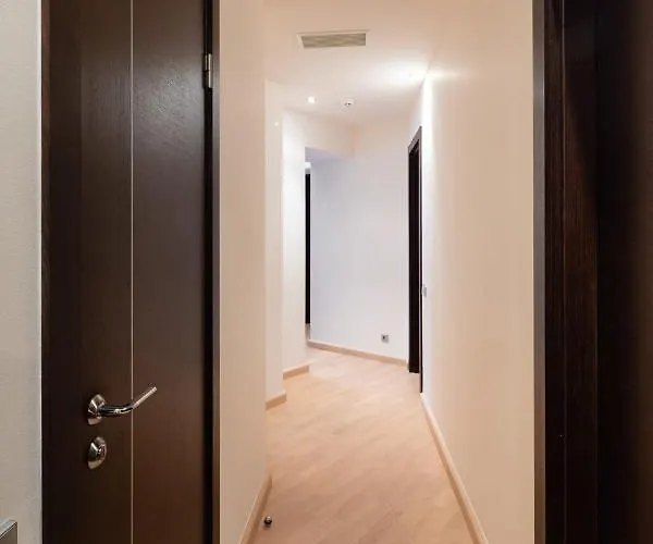 Daire Old Two Bedroom With 2 Bathrooms