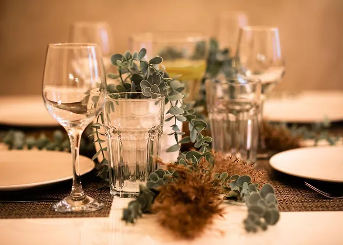 Daire Old Two Bedroom With 2 Bathrooms *