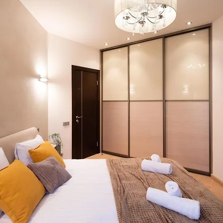 Apartmán Old Two Bedroom With 2 Bathrooms